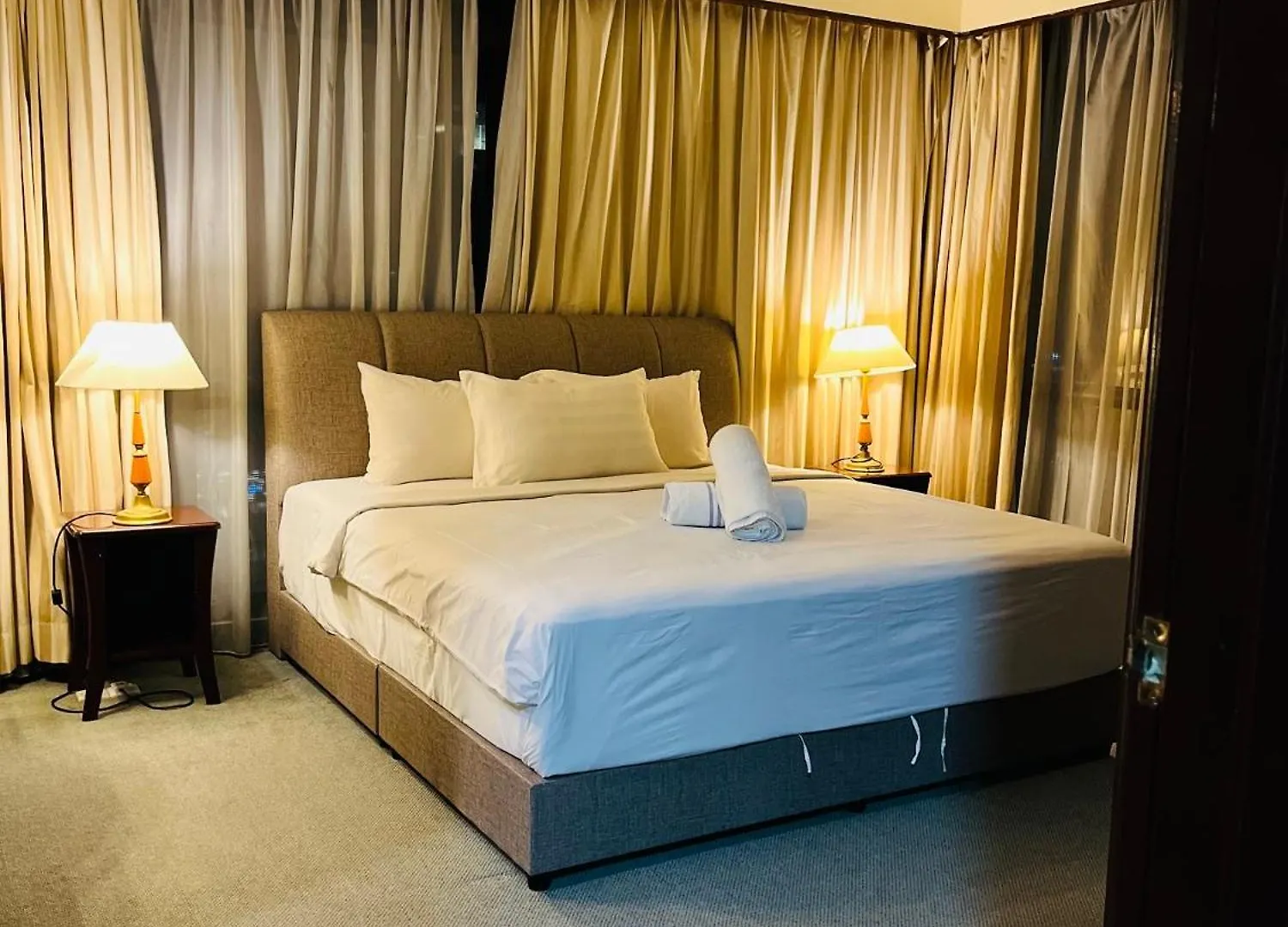 Raintree Millennium Suites At Times Square Kl Kuala Lumpur Malaysia